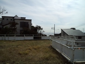 akiya-tochi.jpg