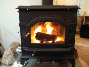 maki-stove-2011w.jpg