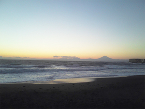 hayama-isshiki-kaigan-uminoie2.jpg
