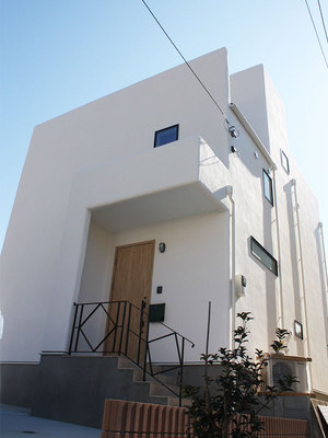 yokosukashi-nobi-y-inu-hashiru-ohikiwatashi.jpg
